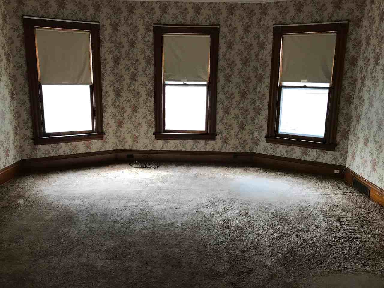 105 Congress St #2 - Photo 6 of 10