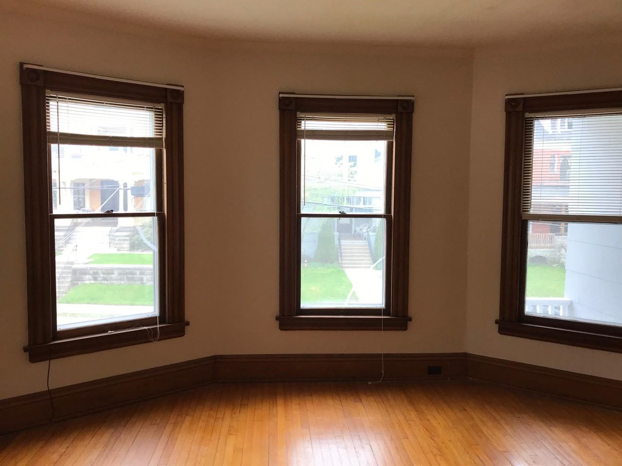 105 Congress St #2 - Photo 7 of 10