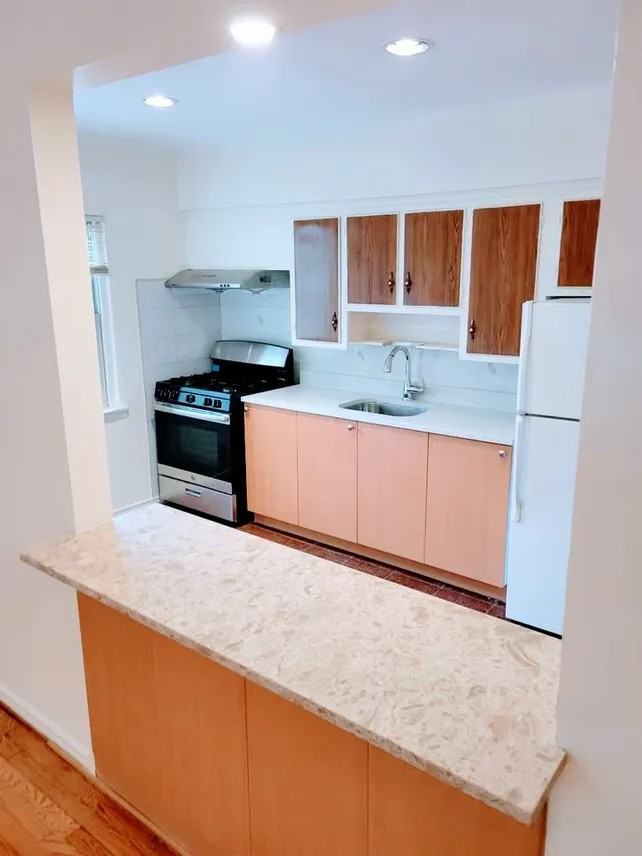 73-29 198th Street - Photo 3 of 6