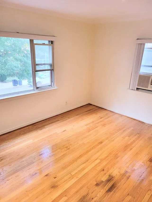 73-29 198th Street - Photo 2 of 6