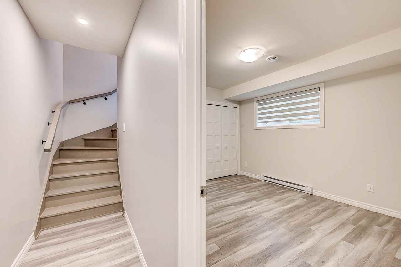 1189 Chemin Lucerne #1198A - Photo 3 of 16