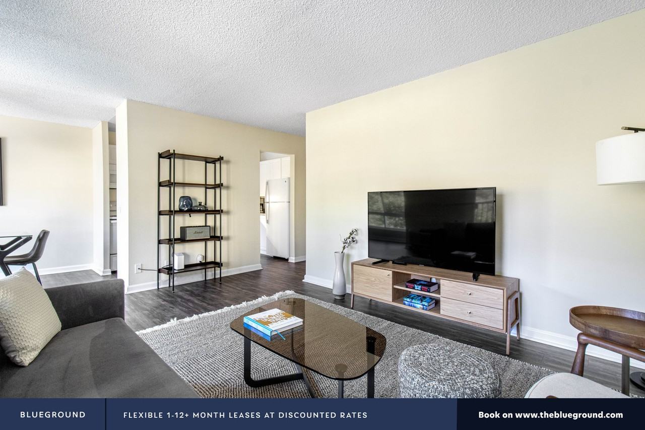 1510 Oak Creek Dr #538 - Photo 3 of 27