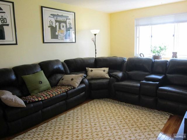 125 E Clinton Ave #10B - Photo 3 of 13