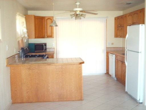 2135 Warwick Rd - Photo 3 of 3