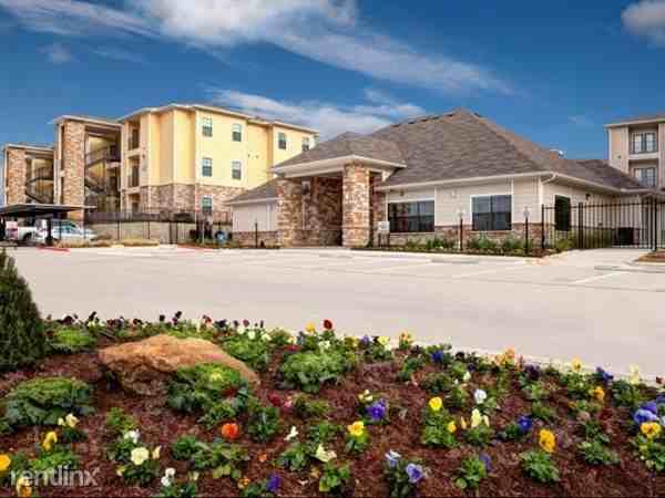 Spur 408 - Photo 2 of 6