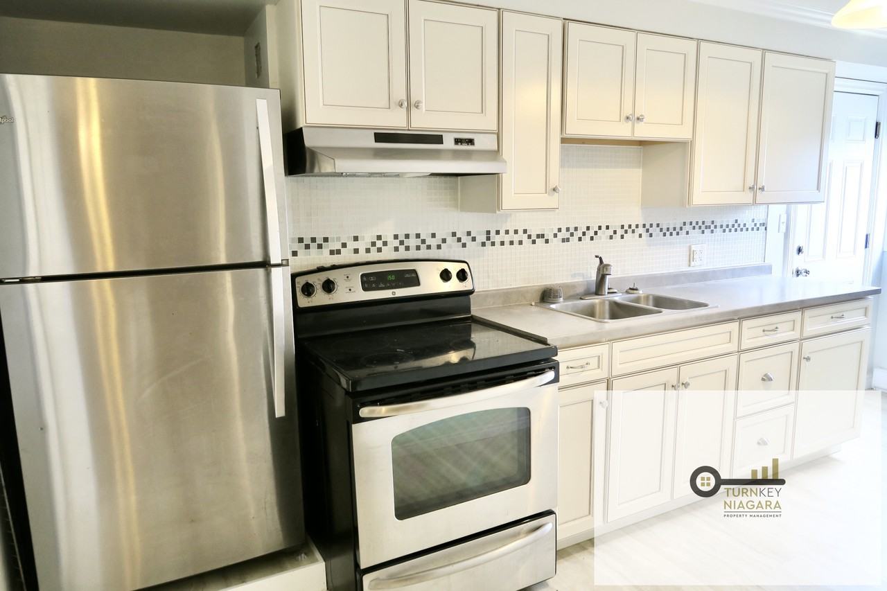 E Main St & Wallace Ave N - Photo 4 of 12