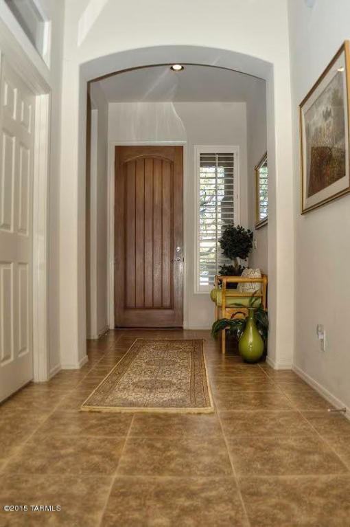 10669 N Whelan Pl - Photo 3 of 21