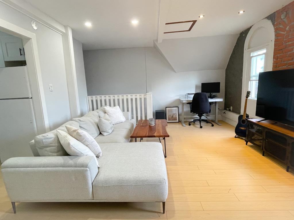 81 Bertie Street #c - Photo 6 of 20