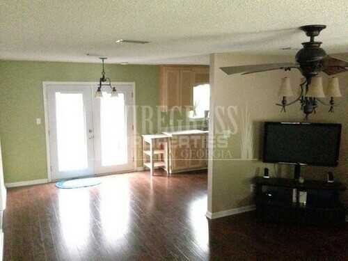 80 Beaver St - Photo 3 of 12