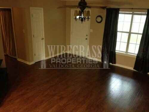 80 Beaver St - Photo 2 of 12