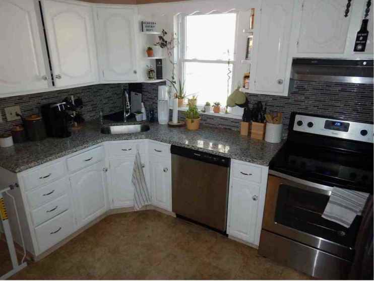 35 Hillside Avenue - Photo 3 of 31