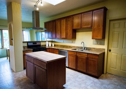 222 Camino De La Tierra - Photo 3 of 19