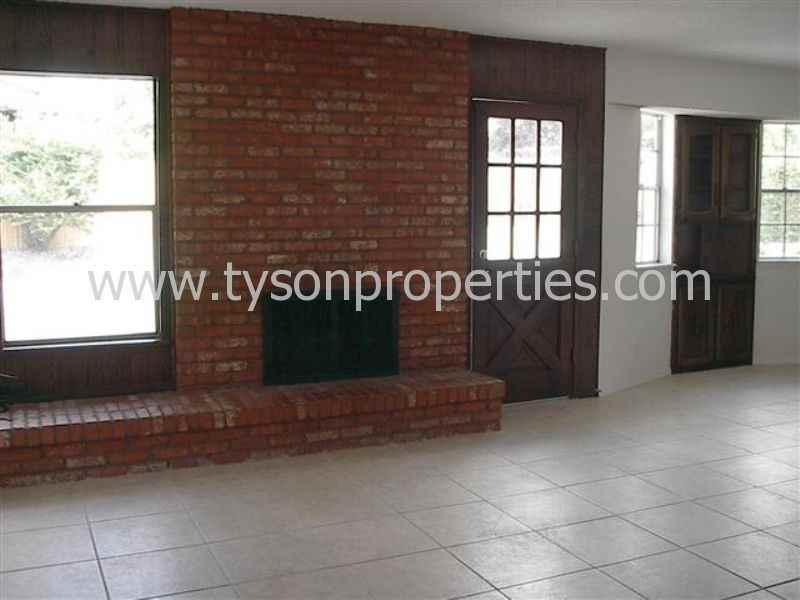 6609 Hensch Ave NE - Photo 3 of 13