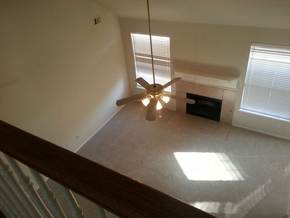 1524 Tanglewood Dr - Photo 3 of 12