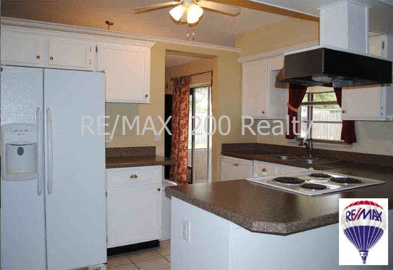 216 W Panama Rd - Photo 2 of 4