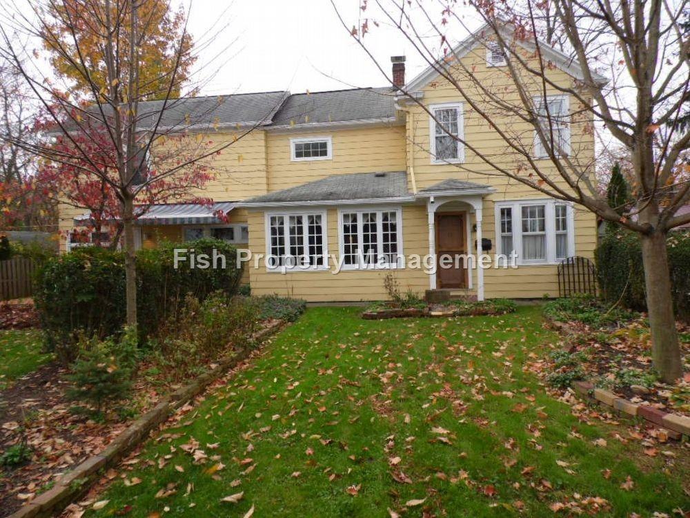 411 St Catherine St - Photo 2 of 20