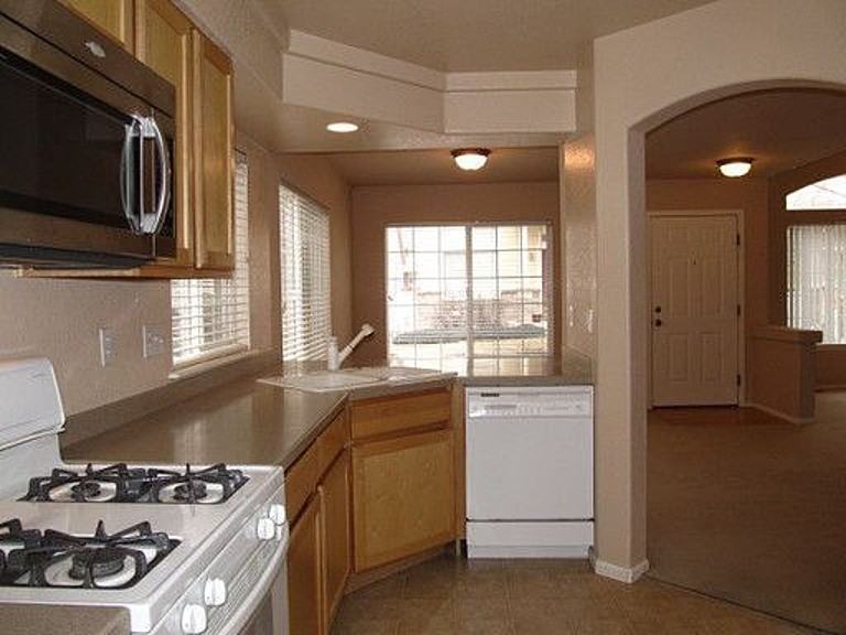 14313 Craftsman Way - Photo 2 of 5