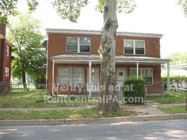 1504 Sycamore St - Photo 2 of 18