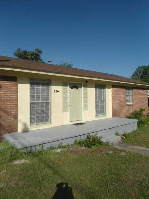 416 Floyd Dr - Photo 3 of 13