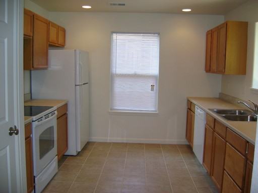 218 S Hooker St - Photo 2 of 5