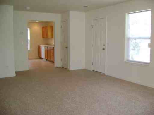 218 S Hooker St - Photo 3 of 5