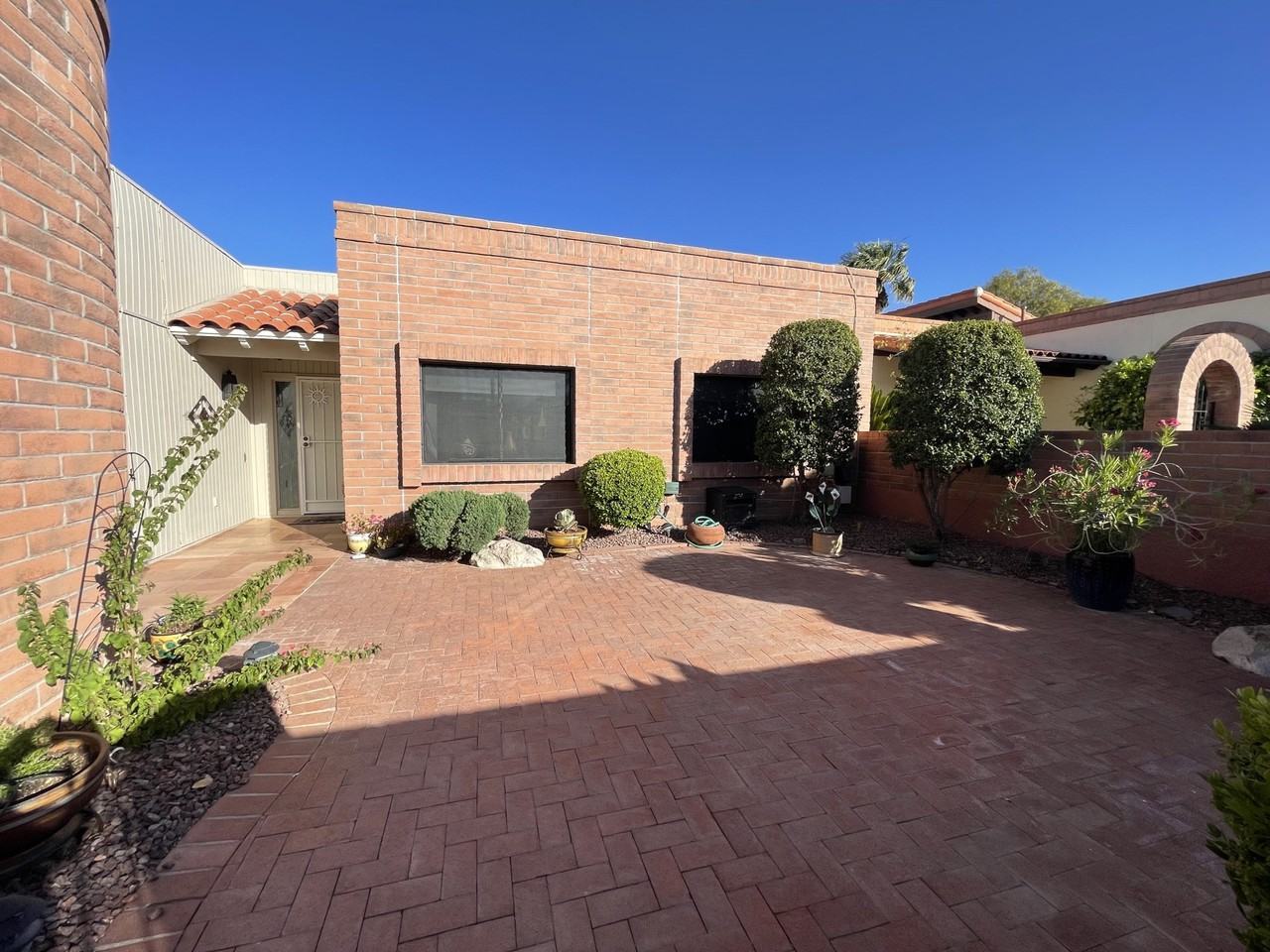 3841 South Placita De La Moneda #1 - Photo 2 of 25