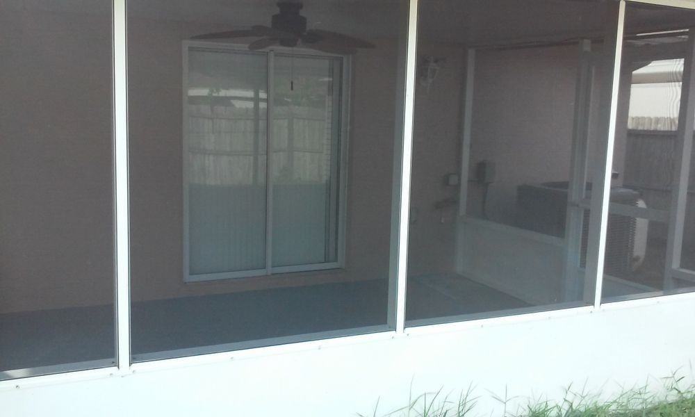 5151 Isabelle Ave - Photo 3 of 10