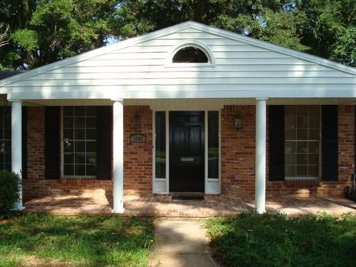 1242 Catalina Rd W - Photo 2 of 24