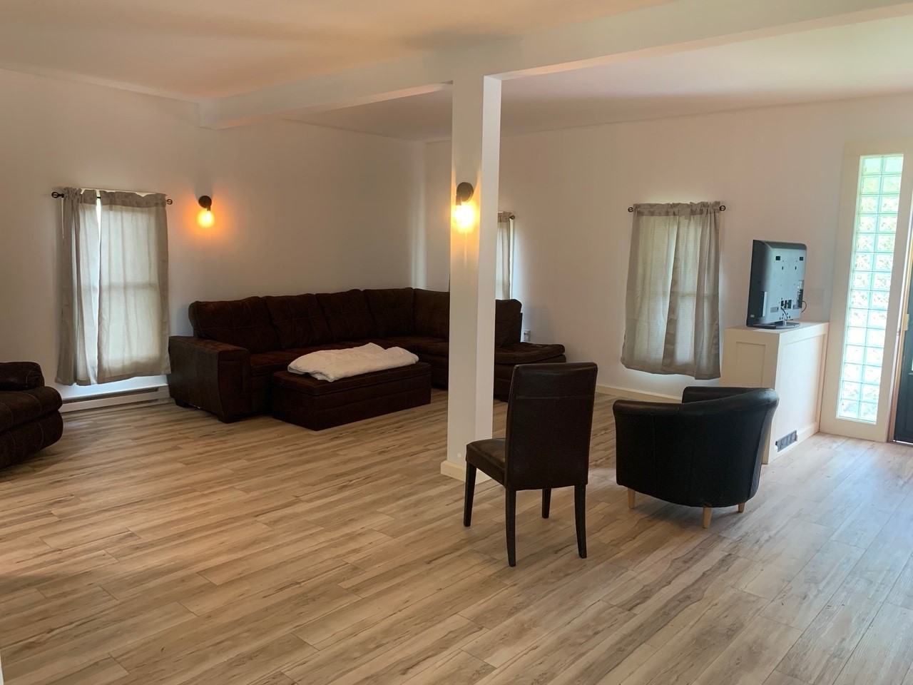 33 Avenue A - Photo 3 of 14