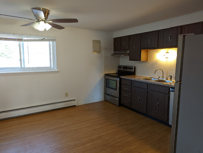 10 Losson Garden Dr #2 - Photo 3 of 20