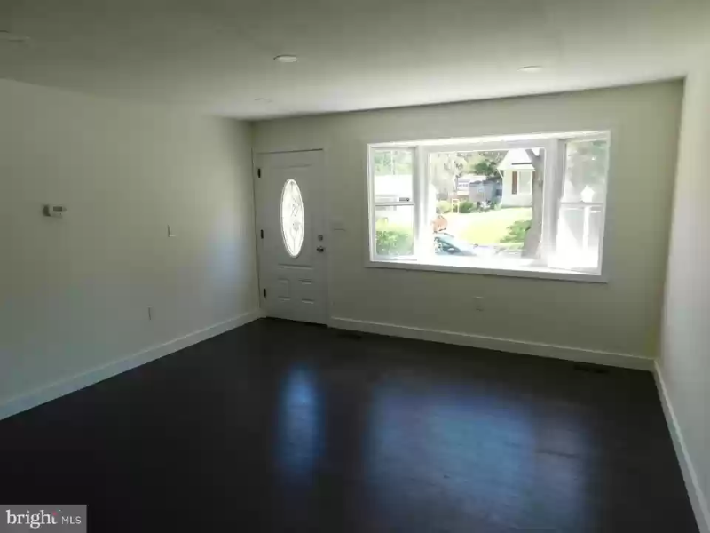 328 Park Hall S - Photo 2 of 7