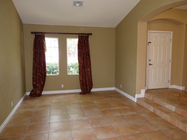 2553 Pyramid Pines Dr - Photo 3 of 5