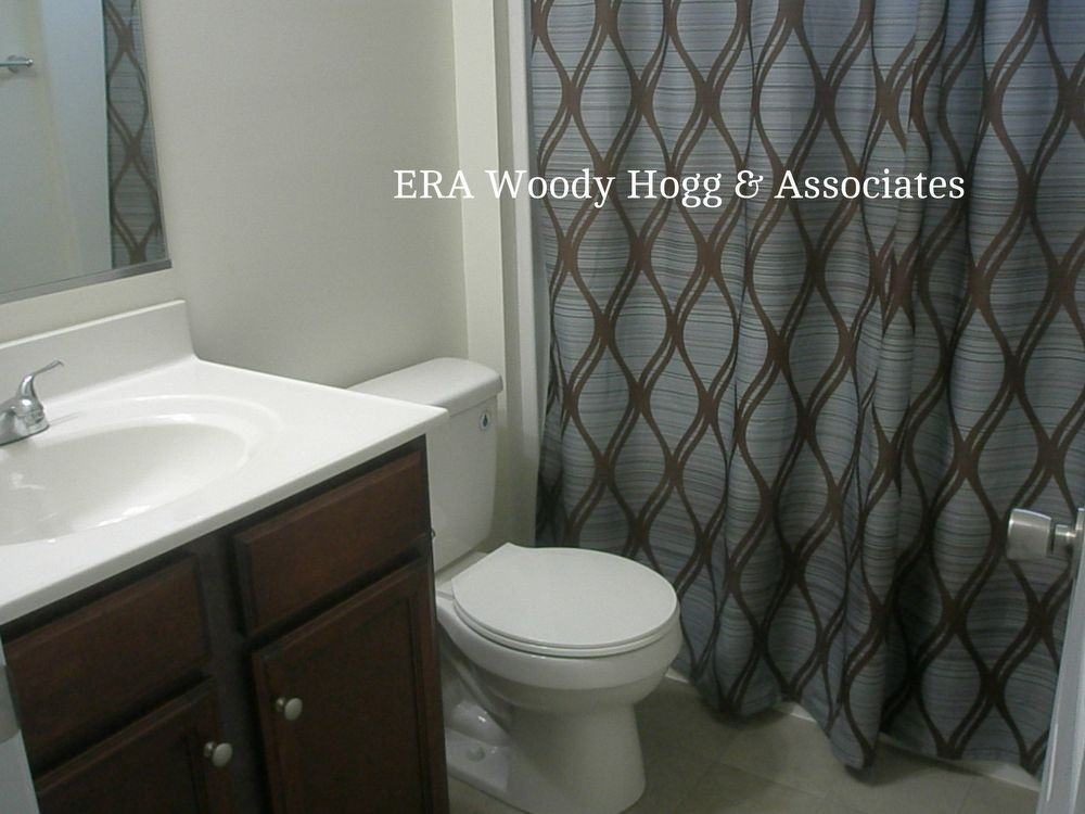 5218 Cynthia Ct - Photo 3 of 8