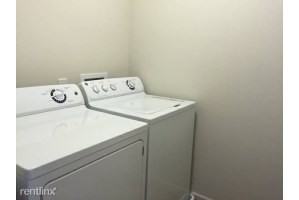 3405 11th Ave NE - Photo 2 of 5