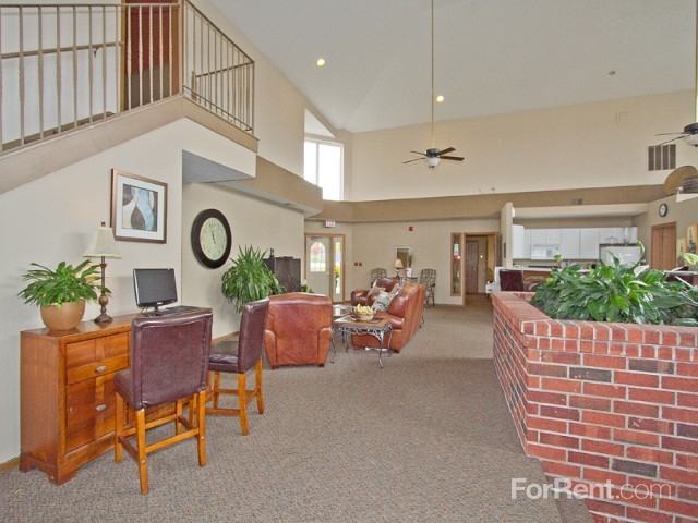 Tealwood - Photo 2 of 33