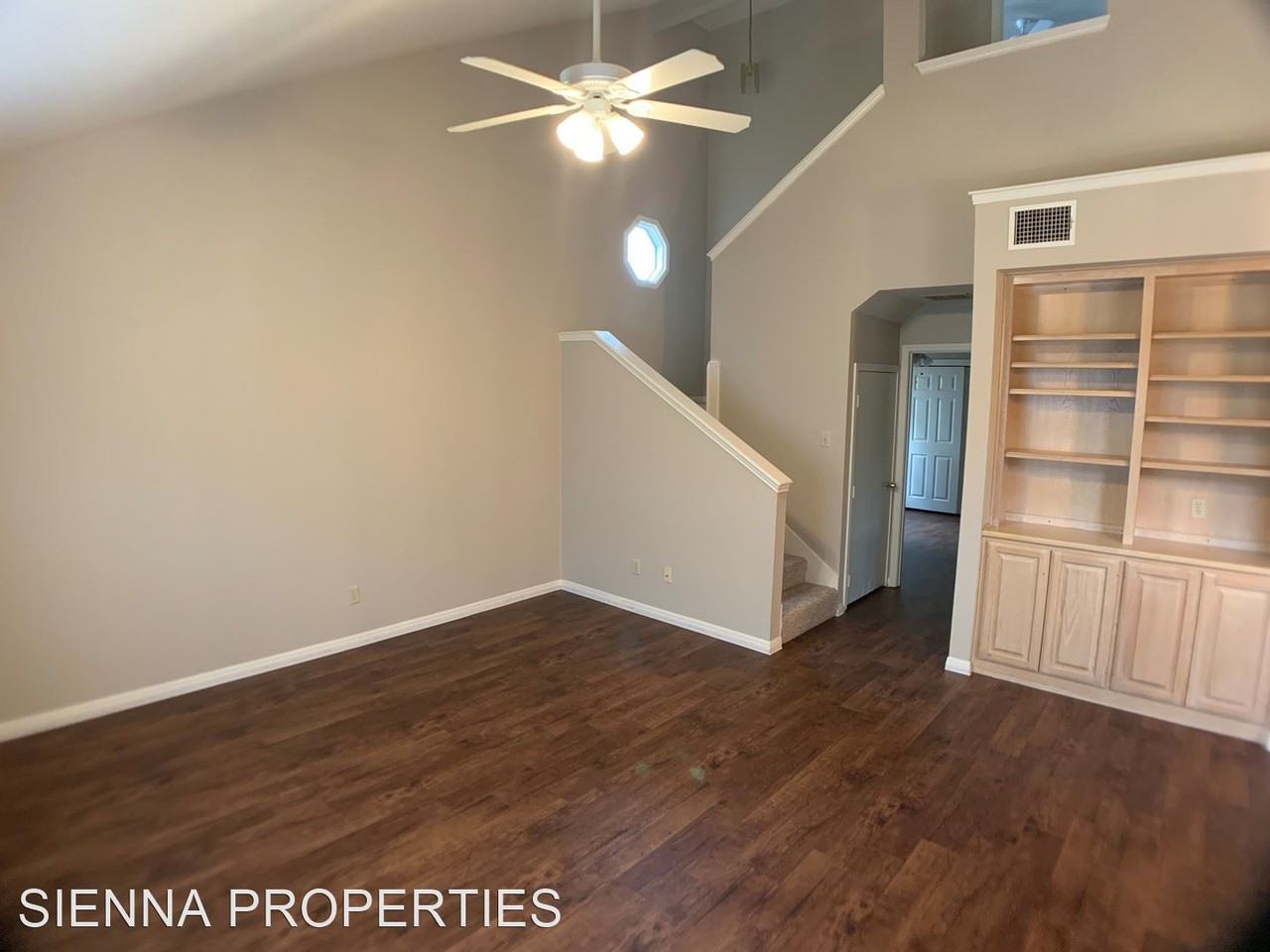 2509 Riddle Rd - Photo 2 of 19