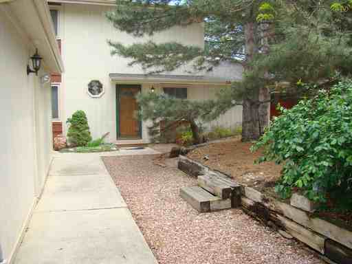 3336 Birmingham Dr - Photo 3 of 25
