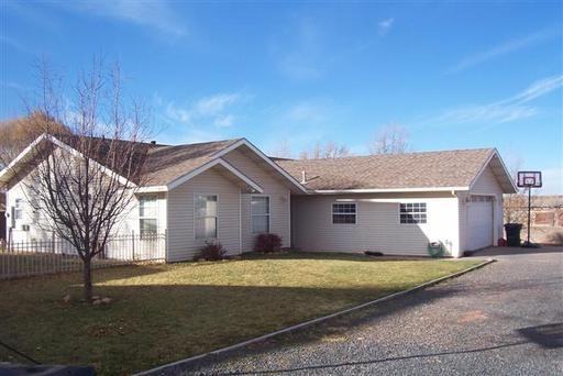 414 Love Lake Rd - Photo 2 of 8