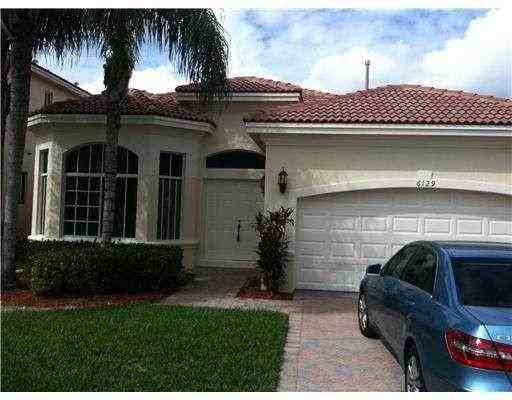 6129 SW 194th Ave - Photo 2 of 6