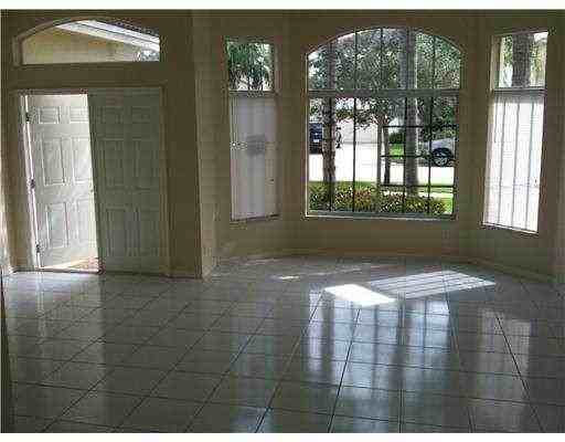 6129 SW 194th Ave - Photo 3 of 6