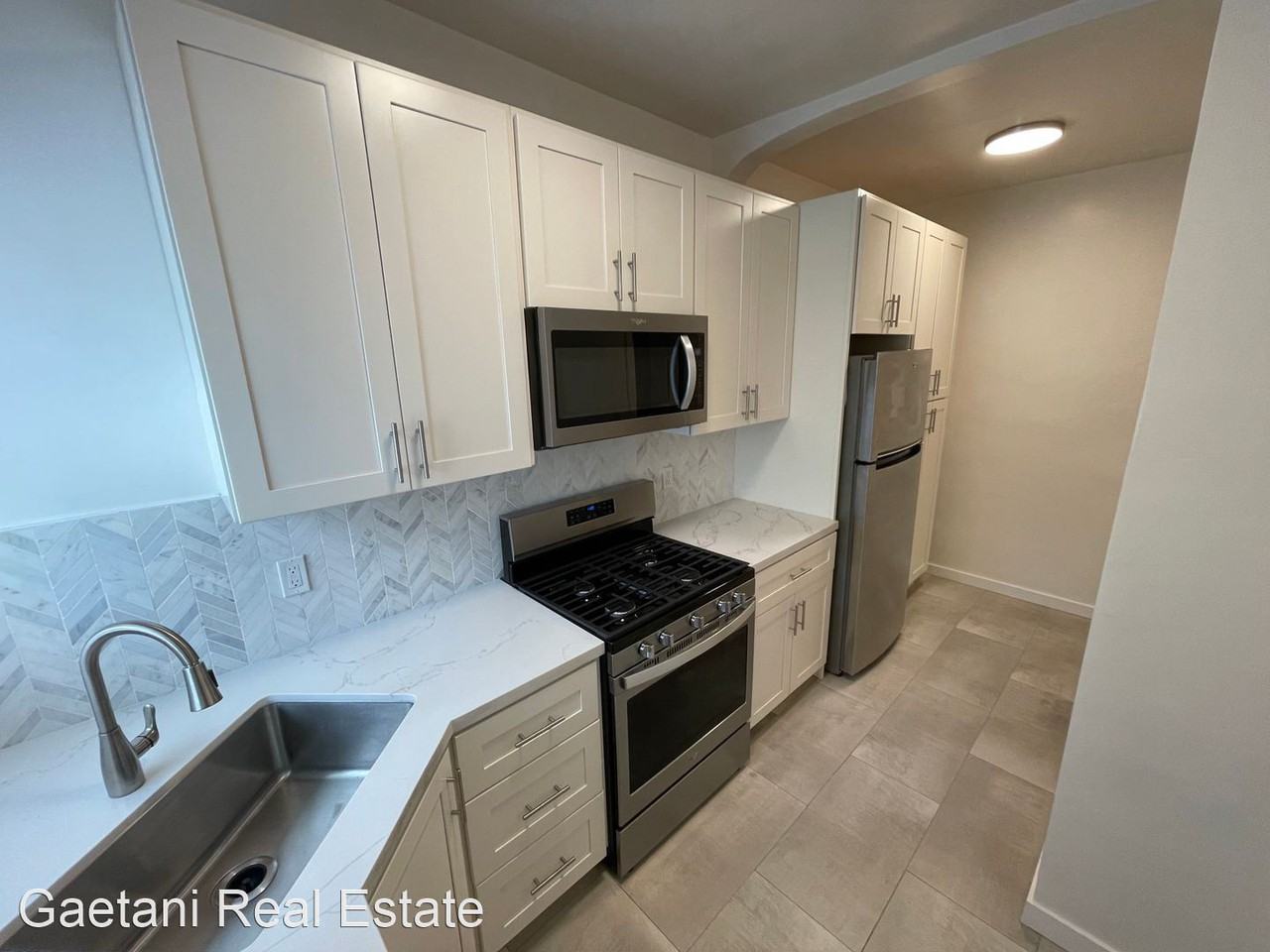 2040 Jefferson Street - Photo 3 of 17