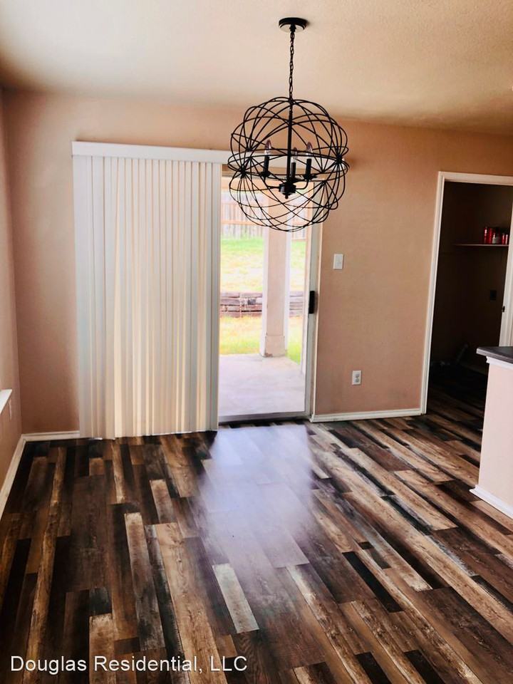 1534 Gulf Way - Photo 3 of 14