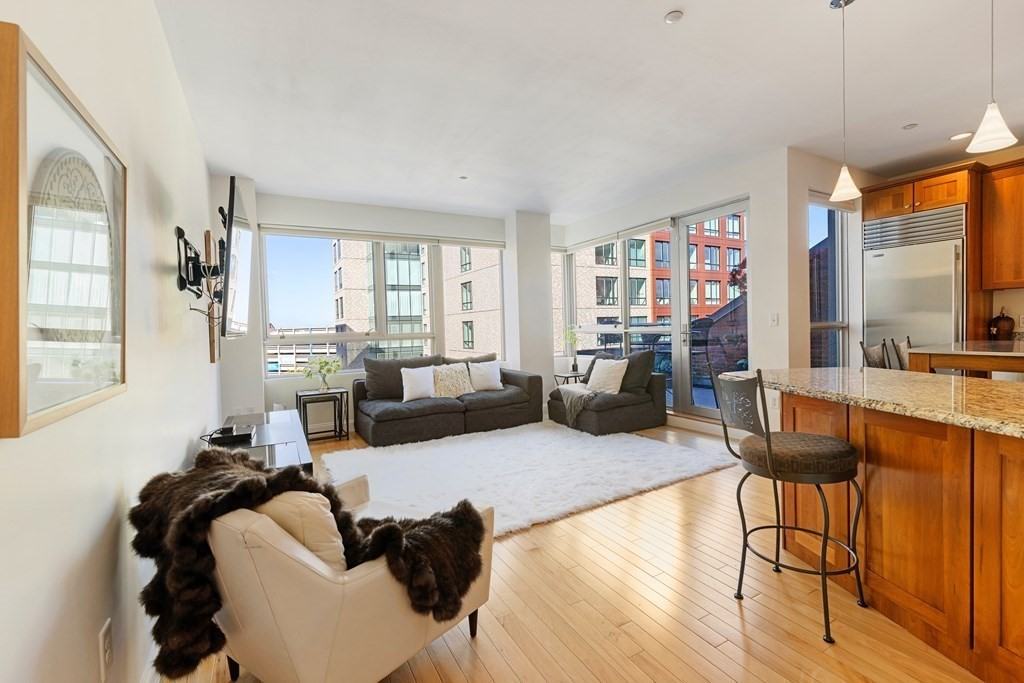 99105 Broad St #7E - Photo 3 of 21