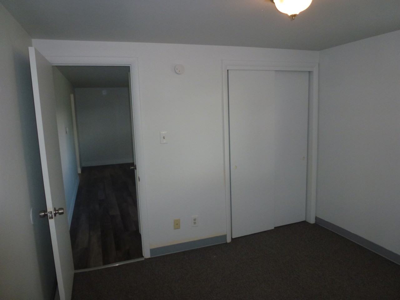 4553 Everett St - Photo 7 of 9