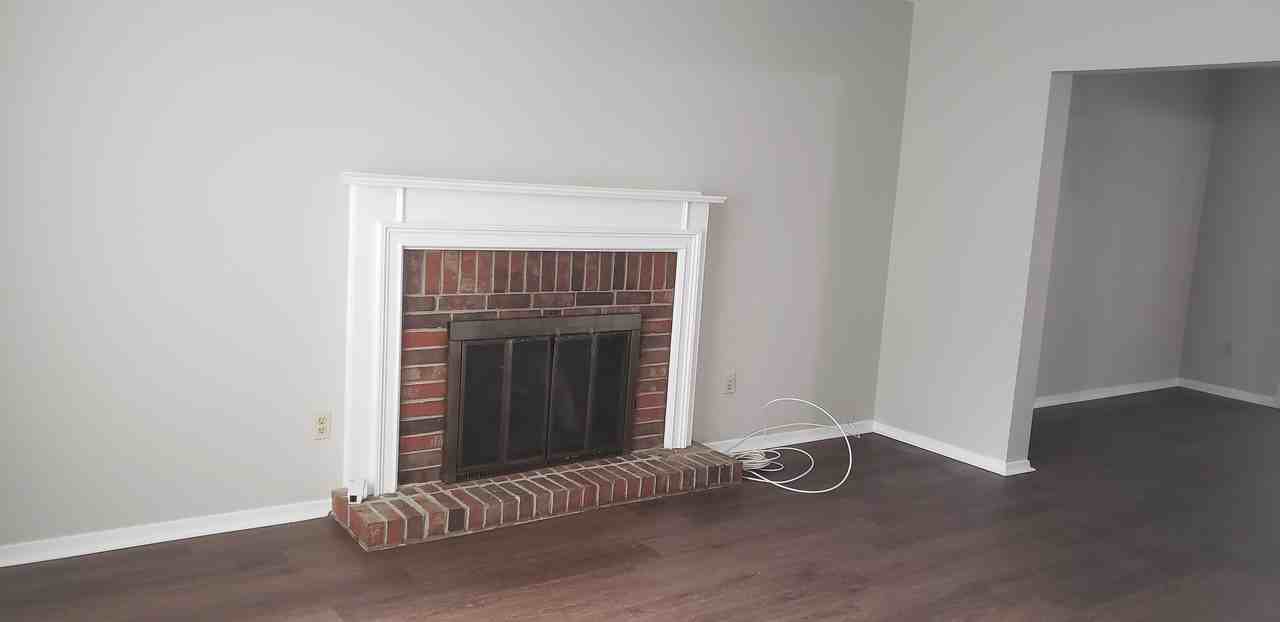 3222 Shadow Walk Ln - Photo 2 of 13