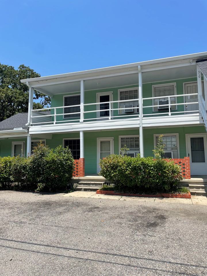 510 28th Ave N #8 - Photo 2 of 2