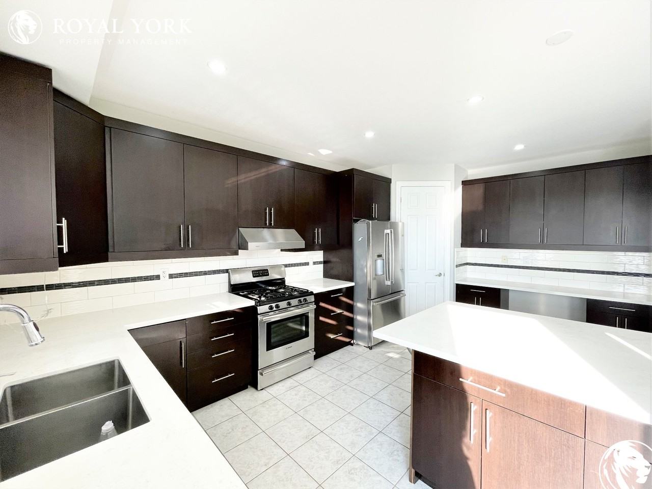 40 Personna Cir #1 - Photo 3 of 47