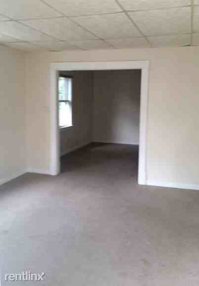 614 35th St - Photo 2 of 7