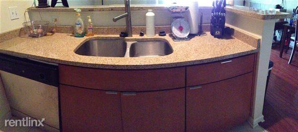 505 N Graham St - Photo 3 of 17