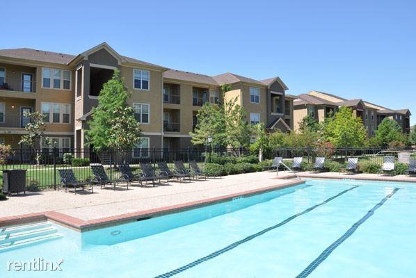 Highway 6 N - Photo 2 of 15